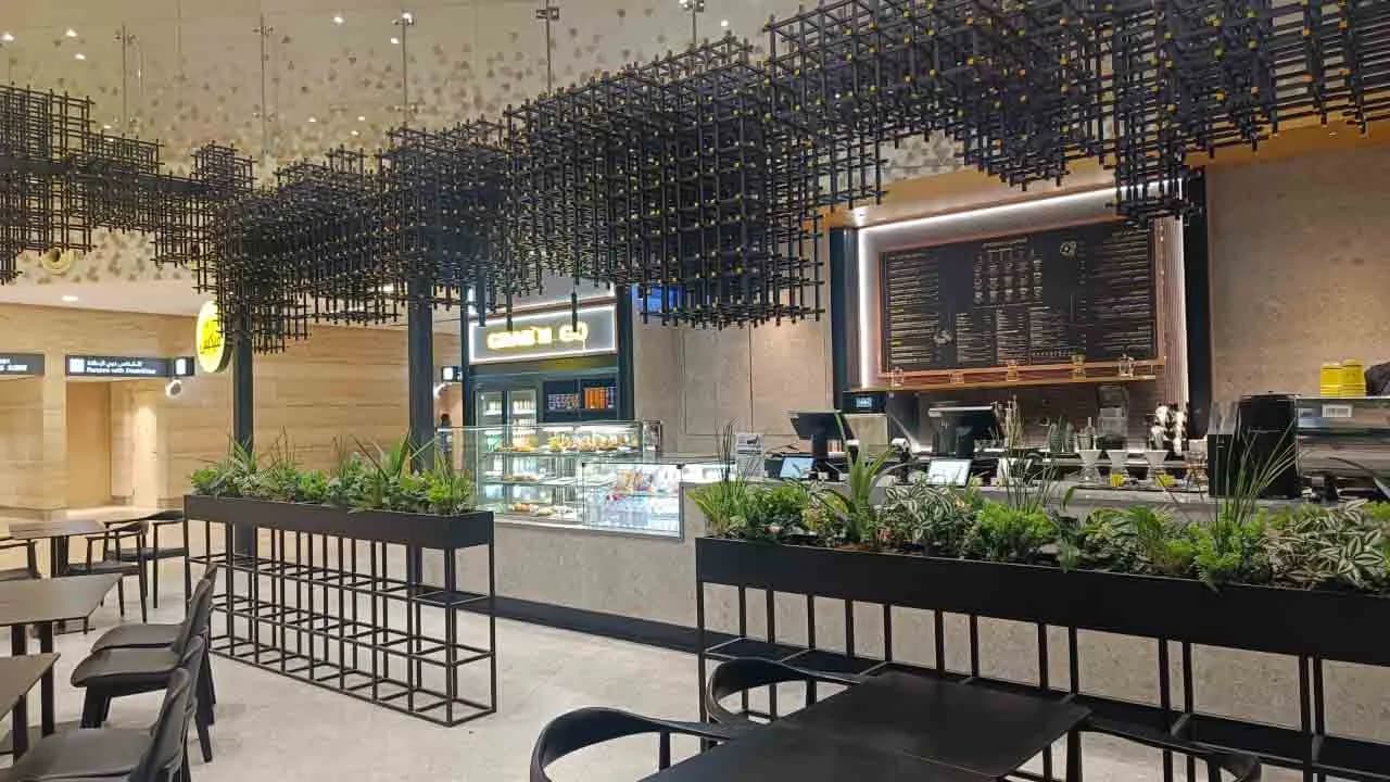 مقهى فيكس - مطار الملك خالد الدولي 3