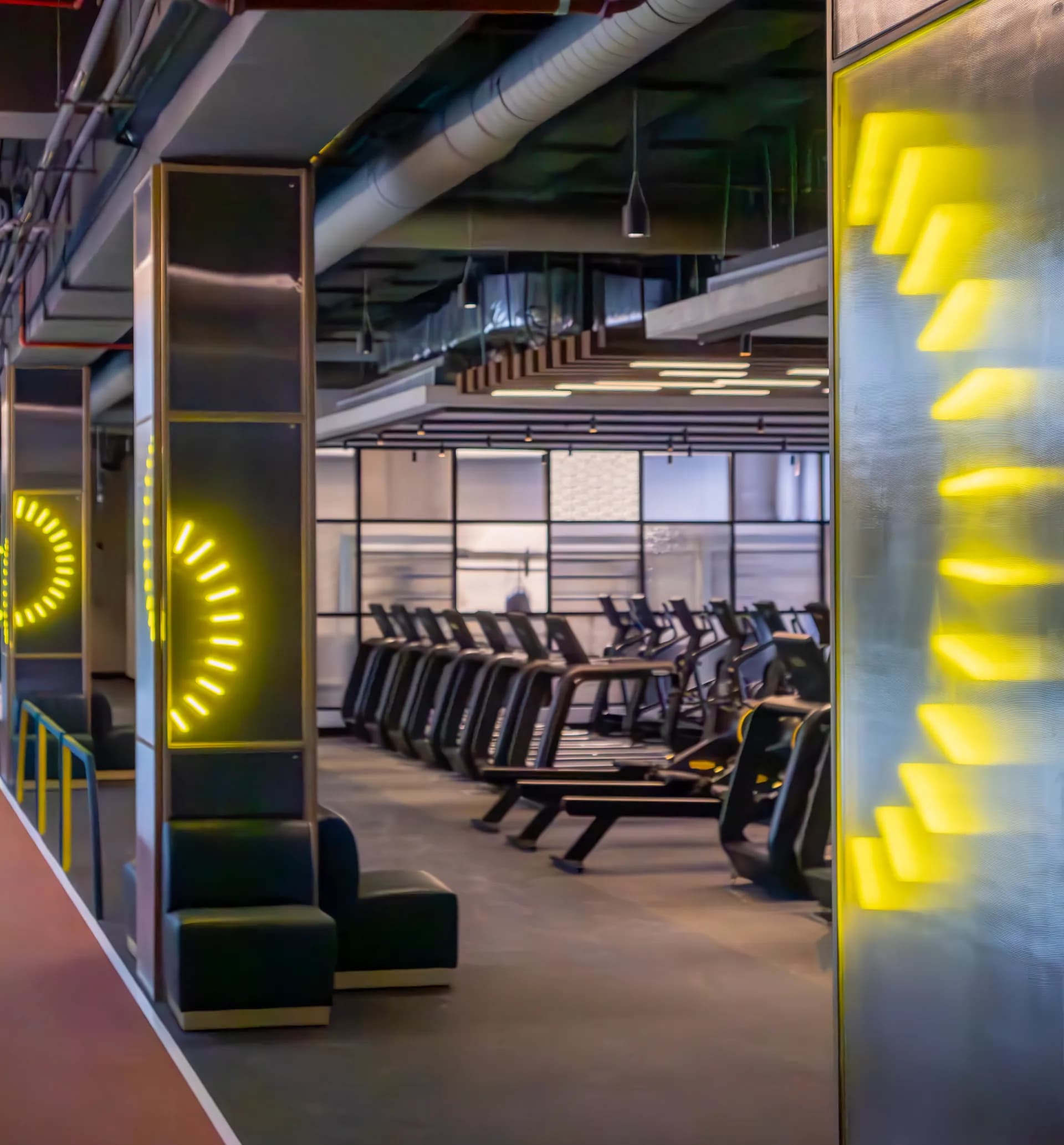 أعمدة الإضاءة الزخرفية